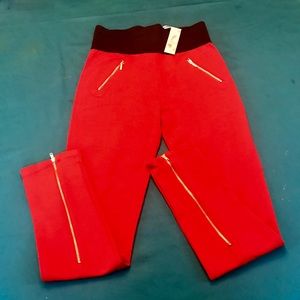 NWT❤️❤️ True Love Women’s Candy Apple Red Legging